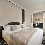 Esprit Hotell
