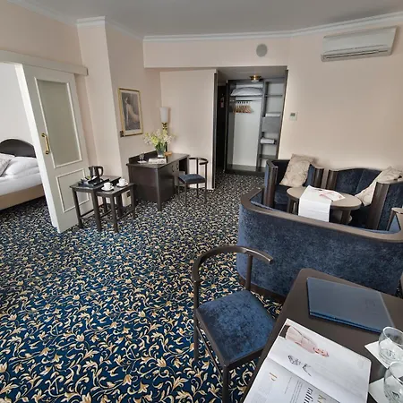 Esprit 4* Prag